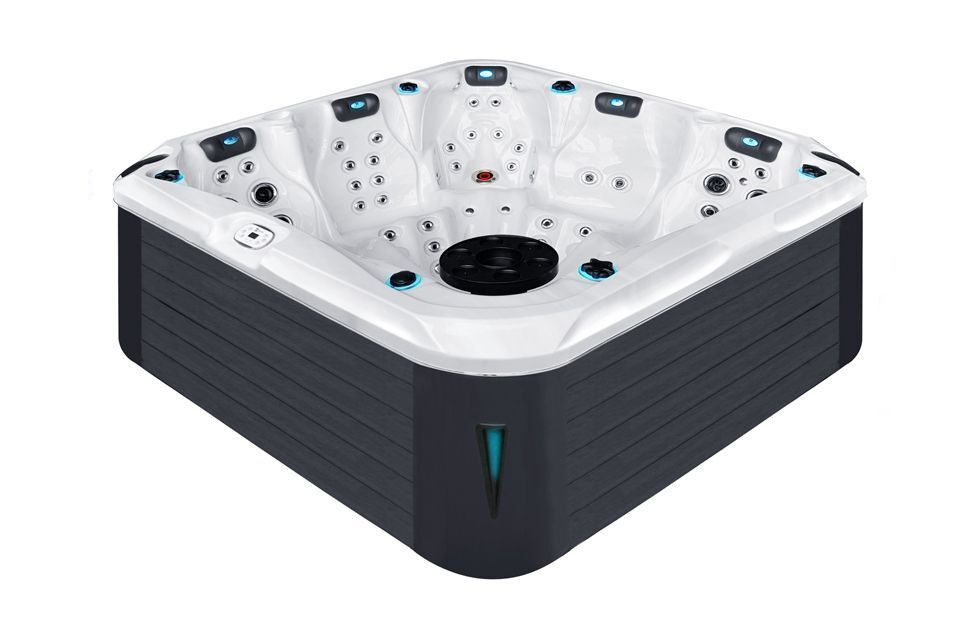 4-5 Person Spas?filters=RM272,136